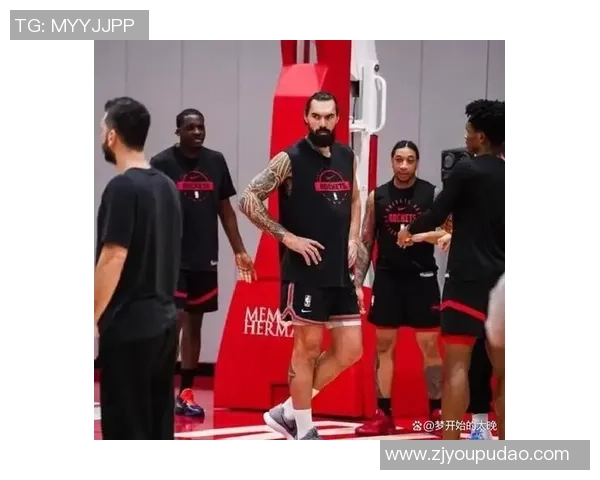 两连败逼火箭出狠招！斯通为抢里夫斯，甘心押上伊森 + 未来首轮